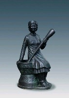 藏品(丘雲「臺灣原住民群像」—魯凱族女性銅像)的圖片